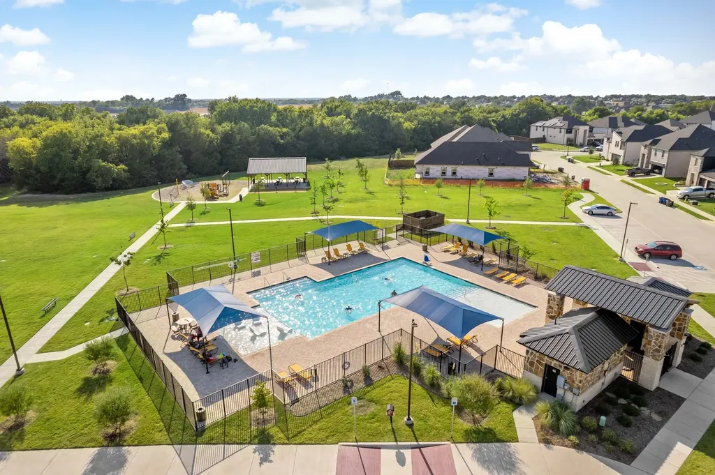 218 Brookview Drive Lavon TX 75166