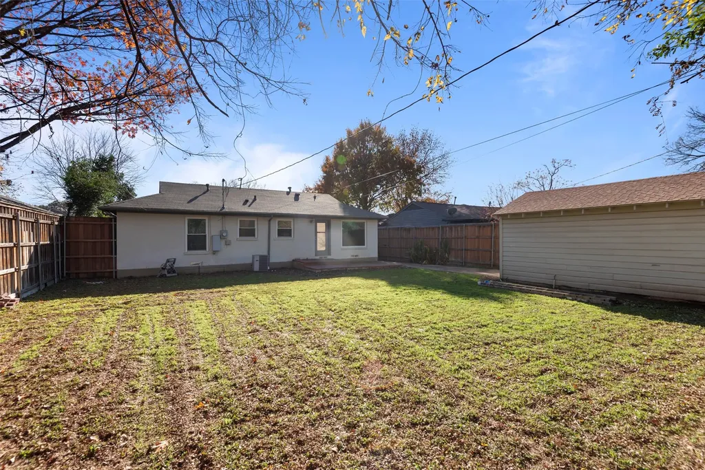 4131 Saranac Drive Dallas TX 75220