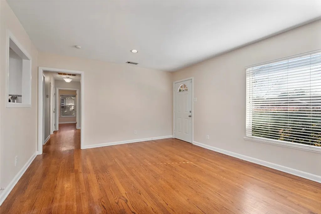 4131 Saranac Drive Dallas TX 75220