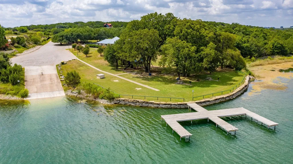 425 Bluff View Court Bluff Dale TX 76433