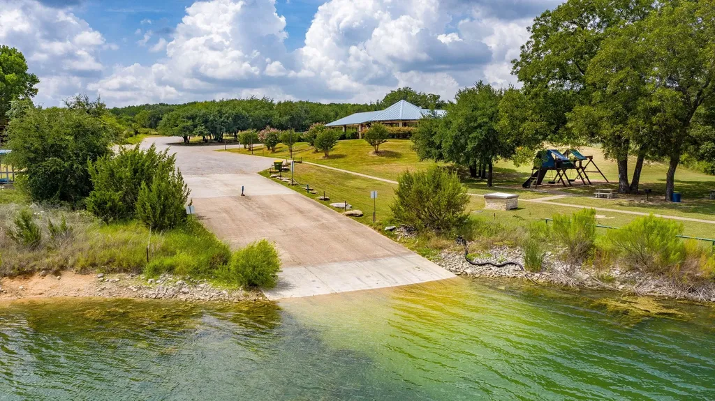 425 Bluff View Court Bluff Dale TX 76433