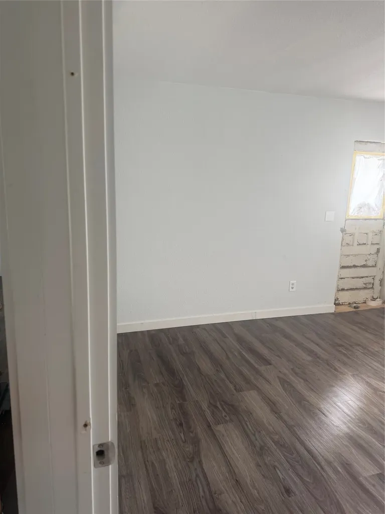 904 E Calhoun Street Rice TX 75155