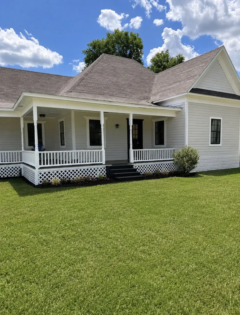 904 E Calhoun Street Rice TX 75155