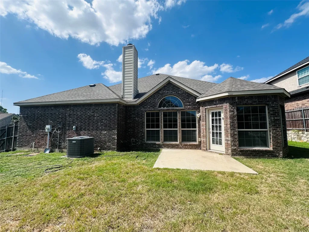 702 Carolyn T Hunt Drive Cedar Hill TX 75104