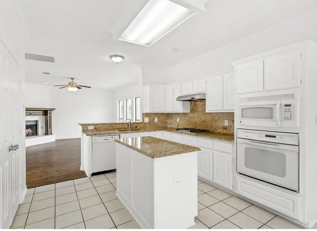 2922 Tree Line Road Garland TX 75040