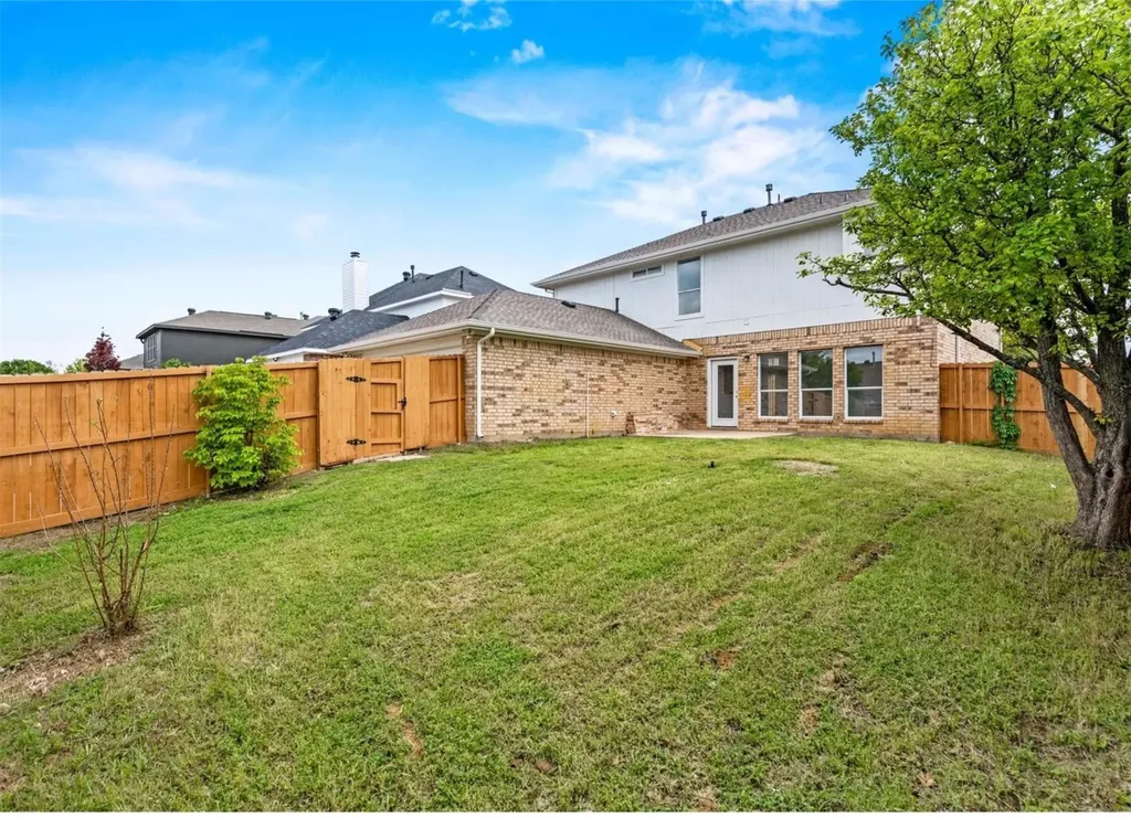 2922 Tree Line Road Garland TX 75040