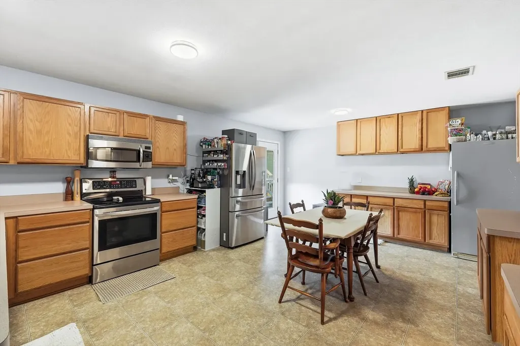 214 Hawthorne Court Ponder TX 76259