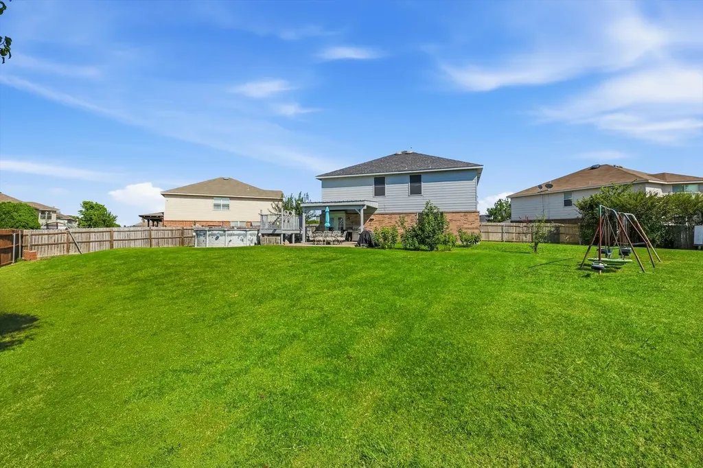 214 Hawthorne Court Ponder TX 76259