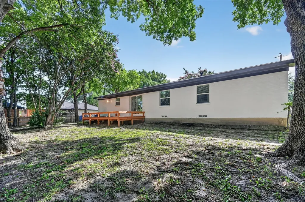 425 N Hamilton Street Farmersville TX 75442