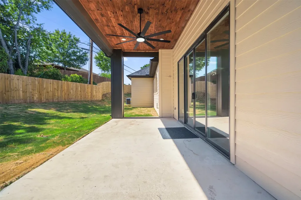 6505 Kemrock Drive Dallas TX 75241