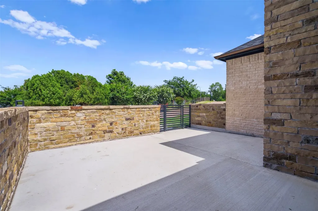 6505 Kemrock Drive Dallas TX 75241