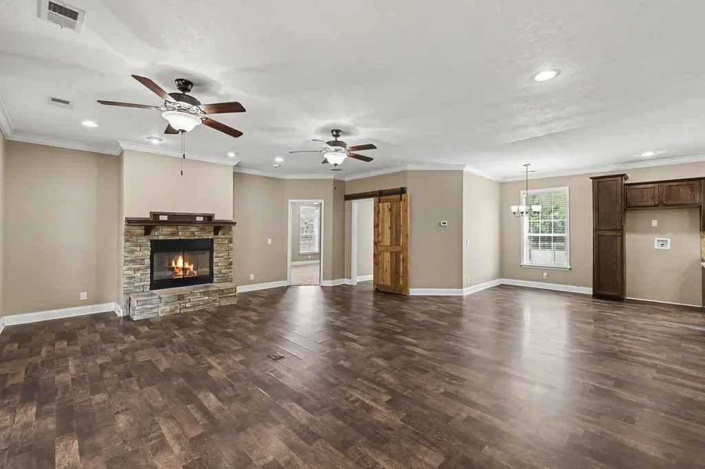 1135 Leo Andrews Road Whitesboro TX 76273
