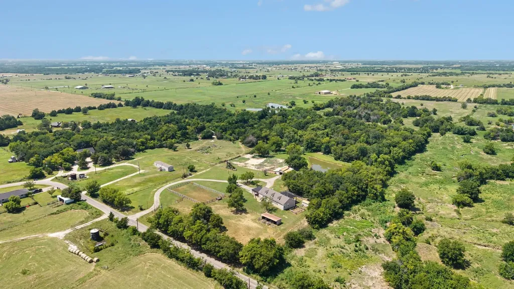1135 Leo Andrews Road Whitesboro TX 76273