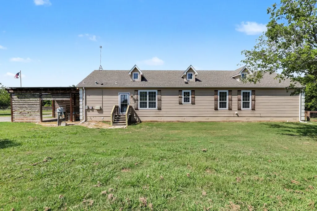1135 Leo Andrews Road Whitesboro TX 76273