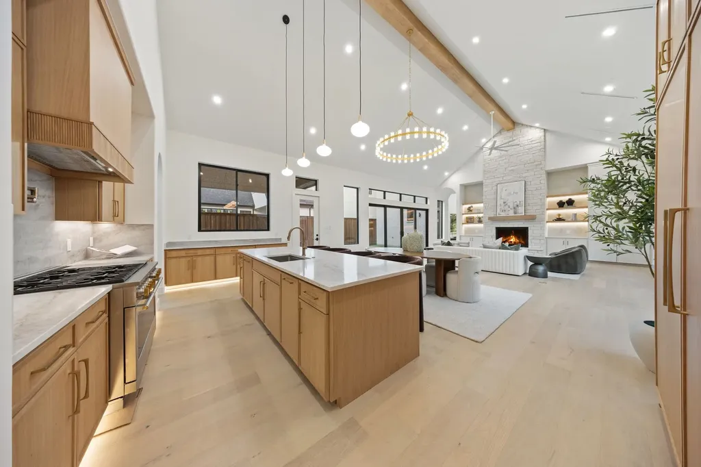 6475 Trammel Drive Dallas TX 75214