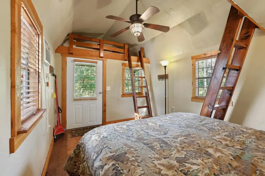 186275 N 4380 Road Antlers OK 74562