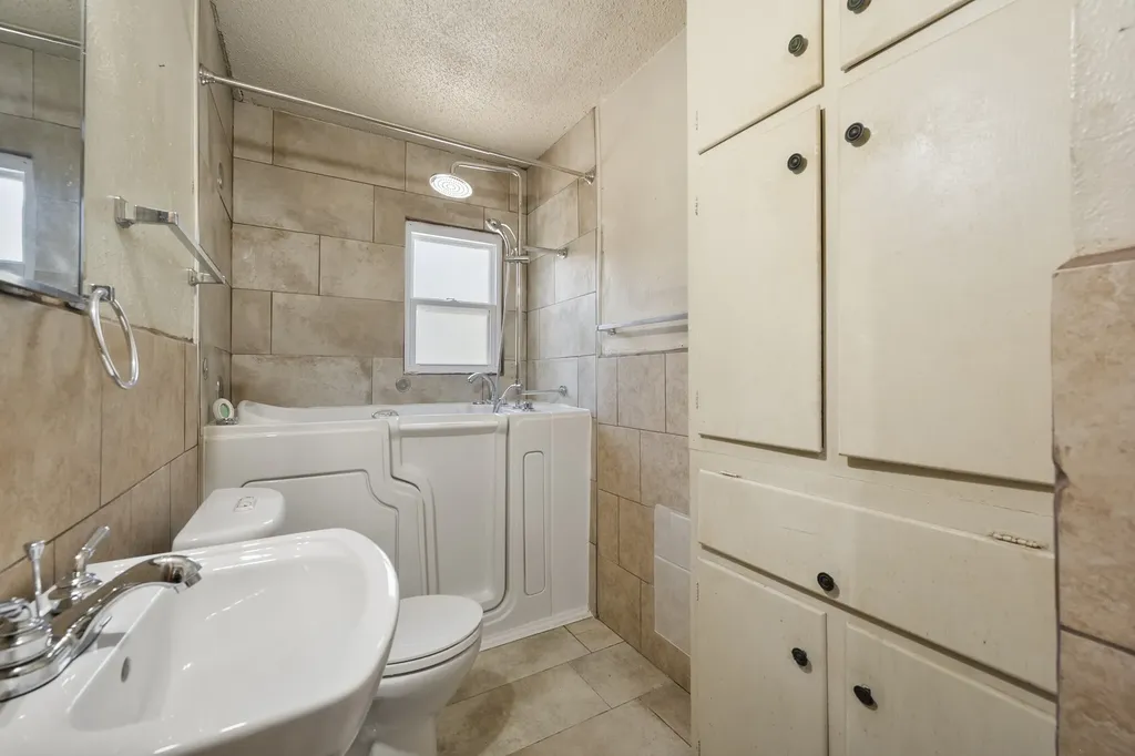 4816 Eastover Avenue Fort Worth TX 76119