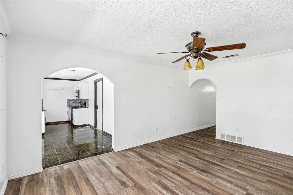 716 Heathcliff Drive Everman TX 76140