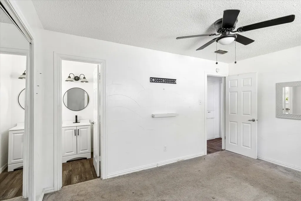 716 Heathcliff Drive Everman TX 76140