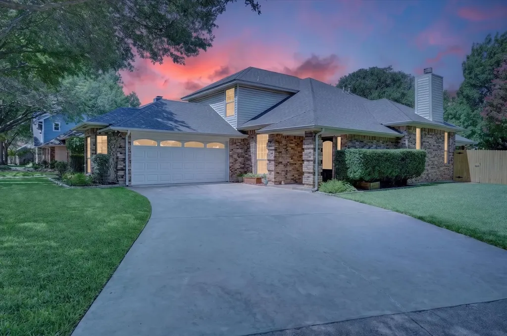5406 Sapphire Court Arlington TX 76017