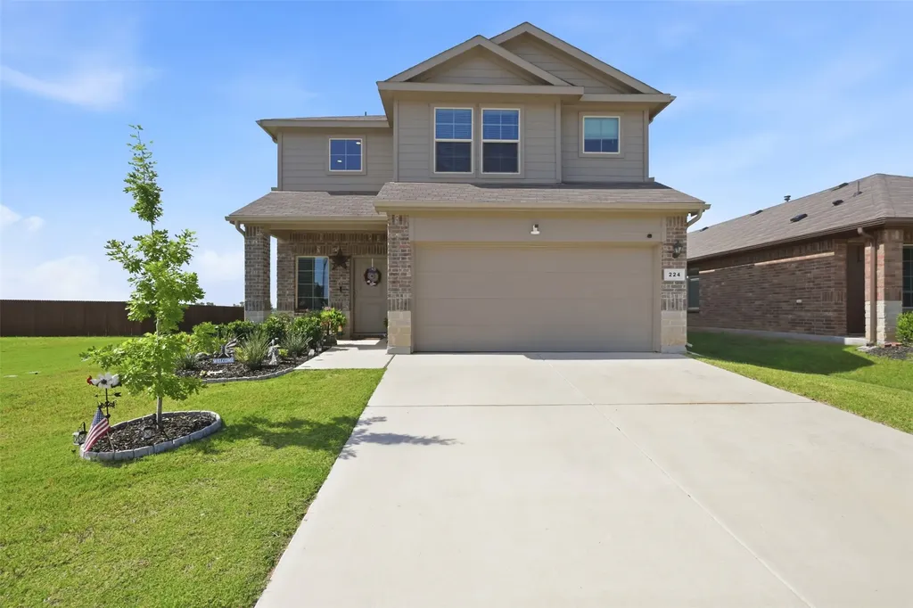 224 Running River Drive Boyd TX 76023