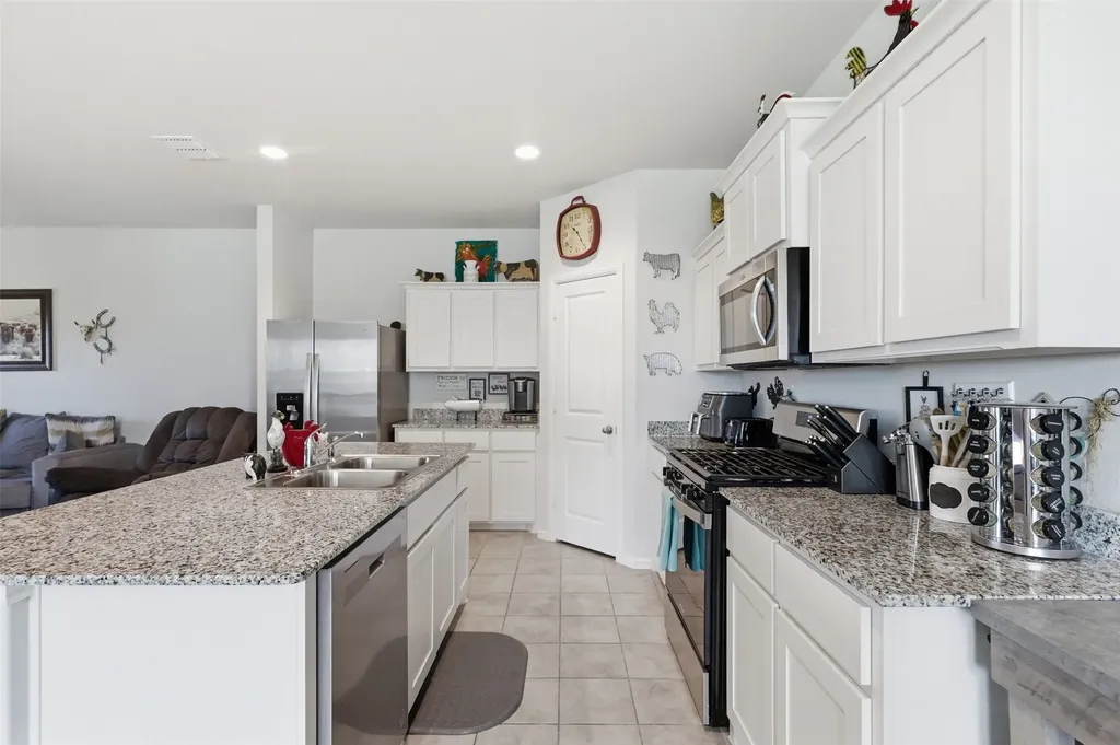 224 Running River Drive Boyd TX 76023