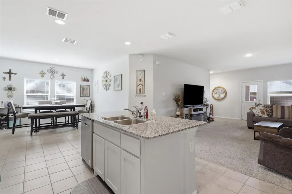 224 Running River Drive Boyd TX 76023