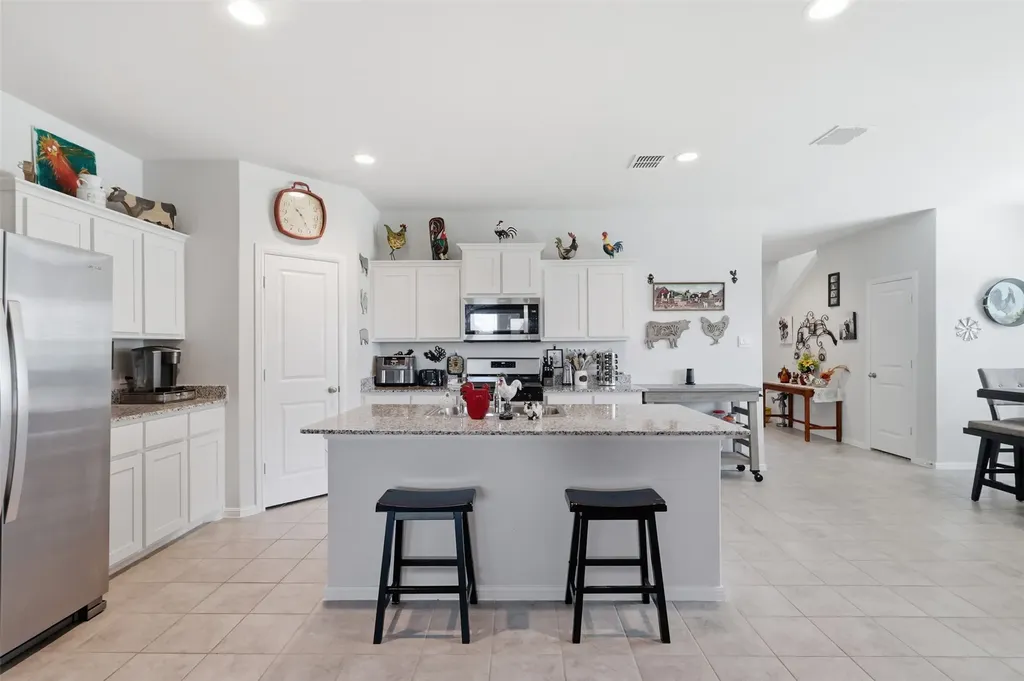 224 Running River Drive Boyd TX 76023