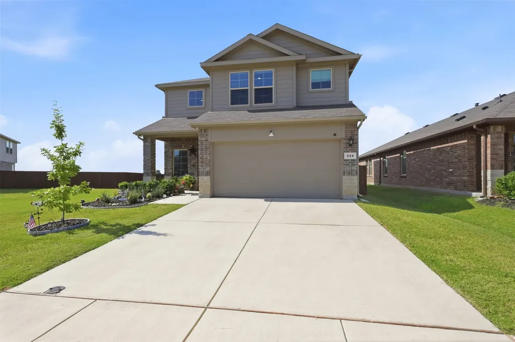 224 Running River Drive Boyd TX 76023