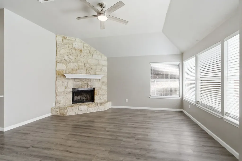 1237 Christopher Lane Lewisville TX 75077