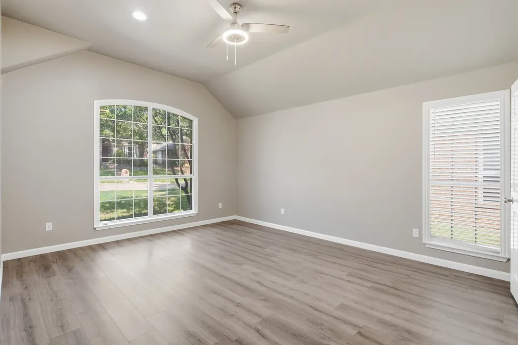 1237 Christopher Lane Lewisville TX 75077