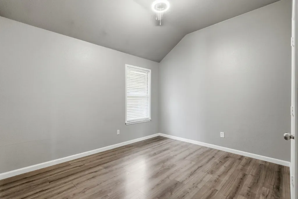 1237 Christopher Lane Lewisville TX 75077