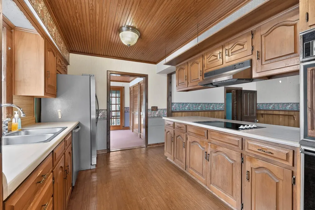 604 Johnson Street Terrell TX 75160