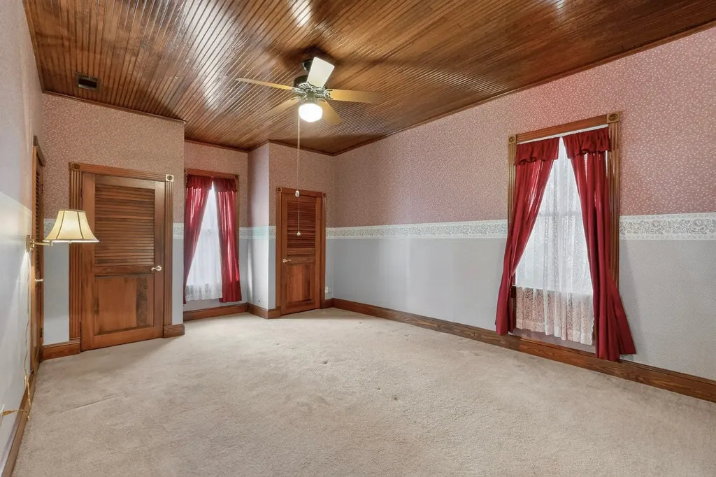604 Johnson Street Terrell TX 75160