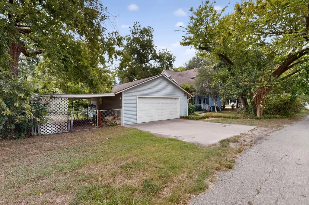 604 Johnson Street Terrell TX 75160