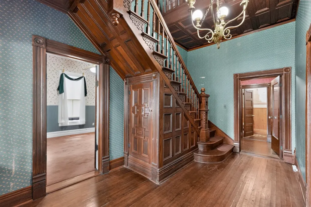 604 Johnson Street Terrell TX 75160
