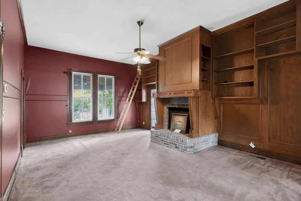 604 Johnson Street Terrell TX 75160
