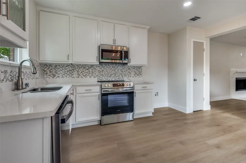 520 King Street Cedar Hill TX 75104