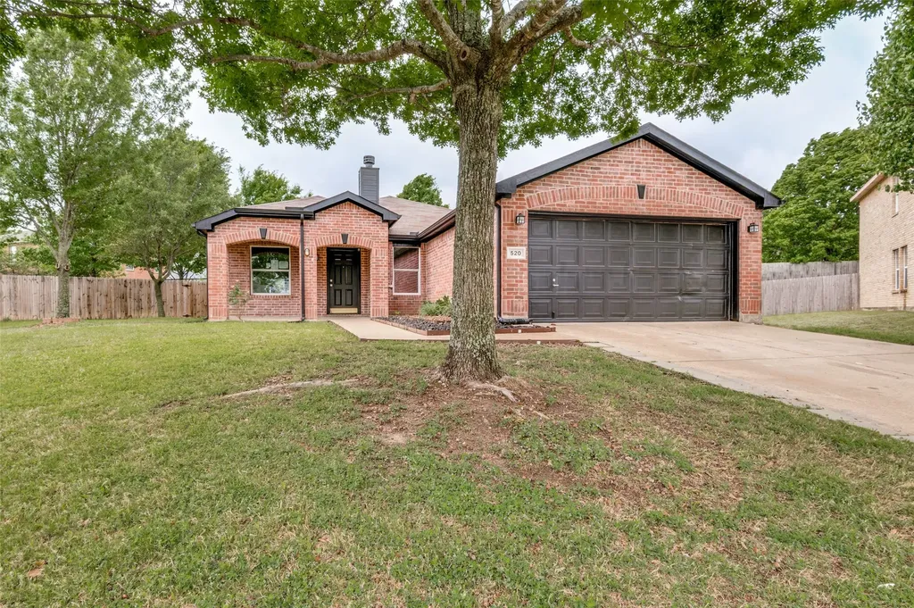520 King Street Cedar Hill TX 75104
