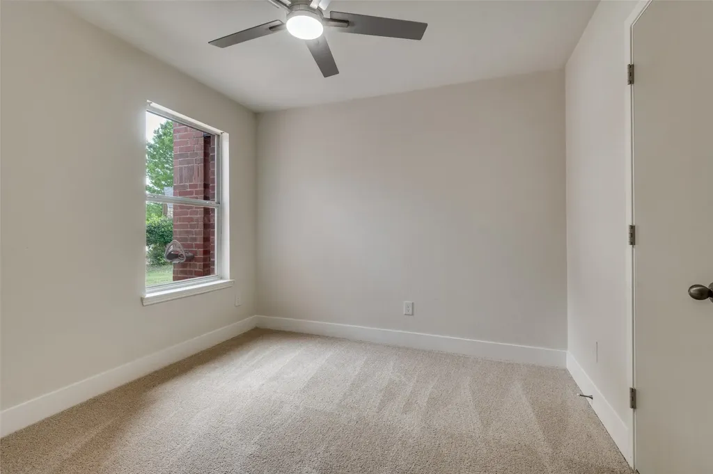 520 King Street Cedar Hill TX 75104