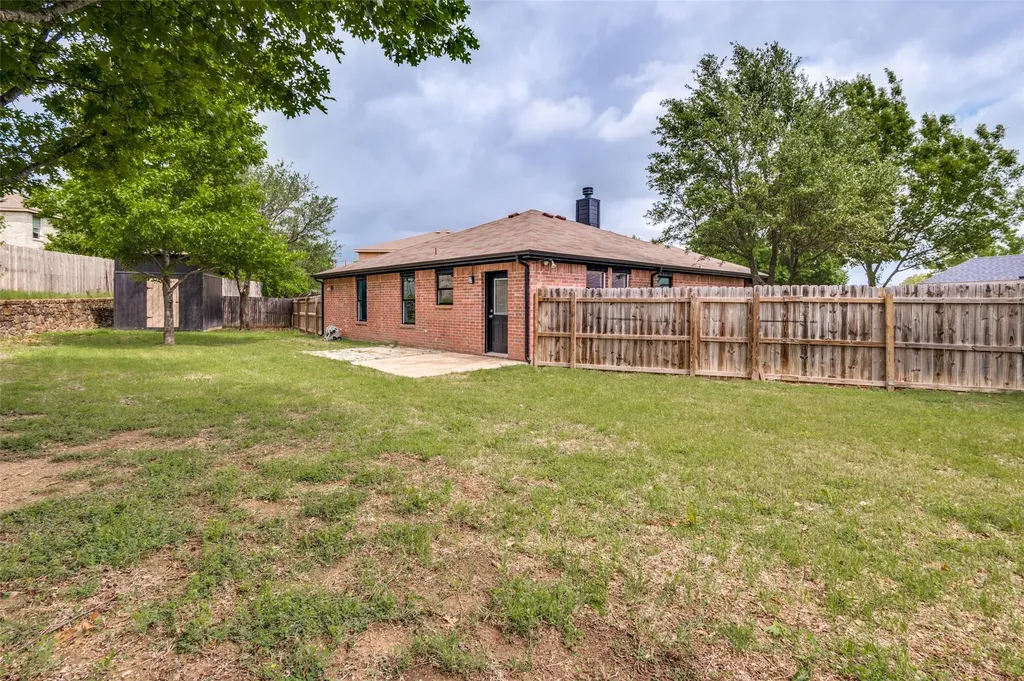 520 King Street Cedar Hill TX 75104