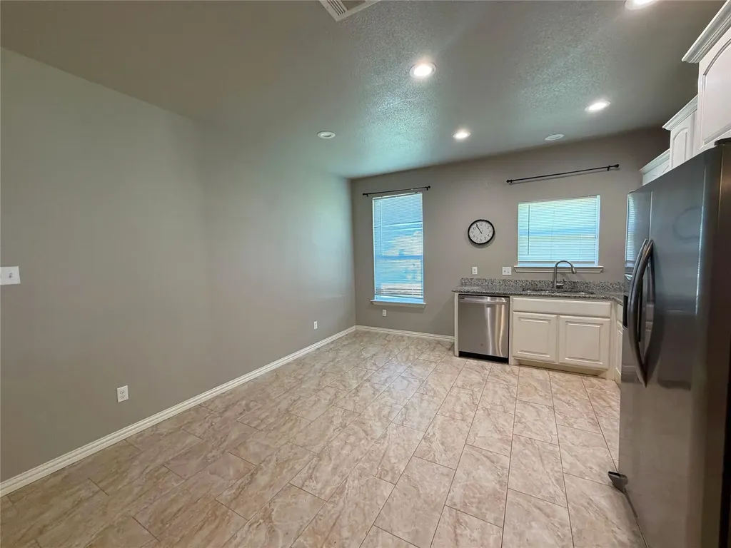 122 Katy Street Cleburne TX 76031