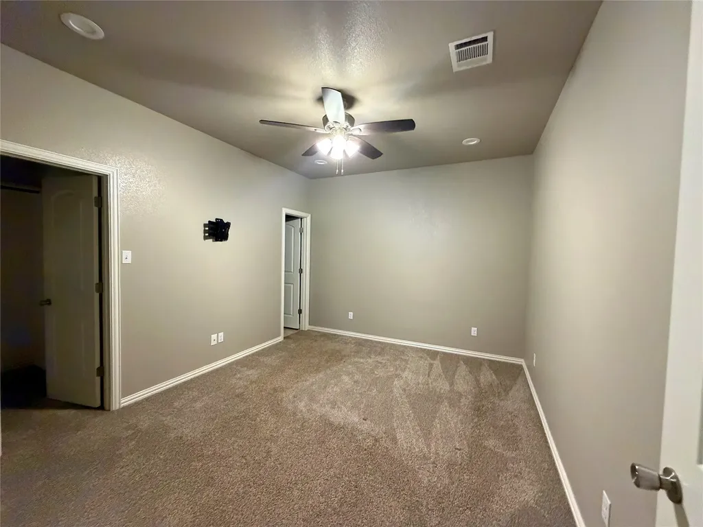 122 Katy Street Cleburne TX 76031