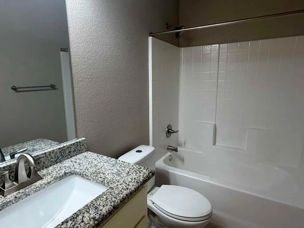 122 Katy Street Cleburne TX 76031