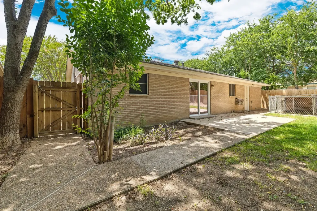 3455 Coronado Court Fort Worth TX 76116