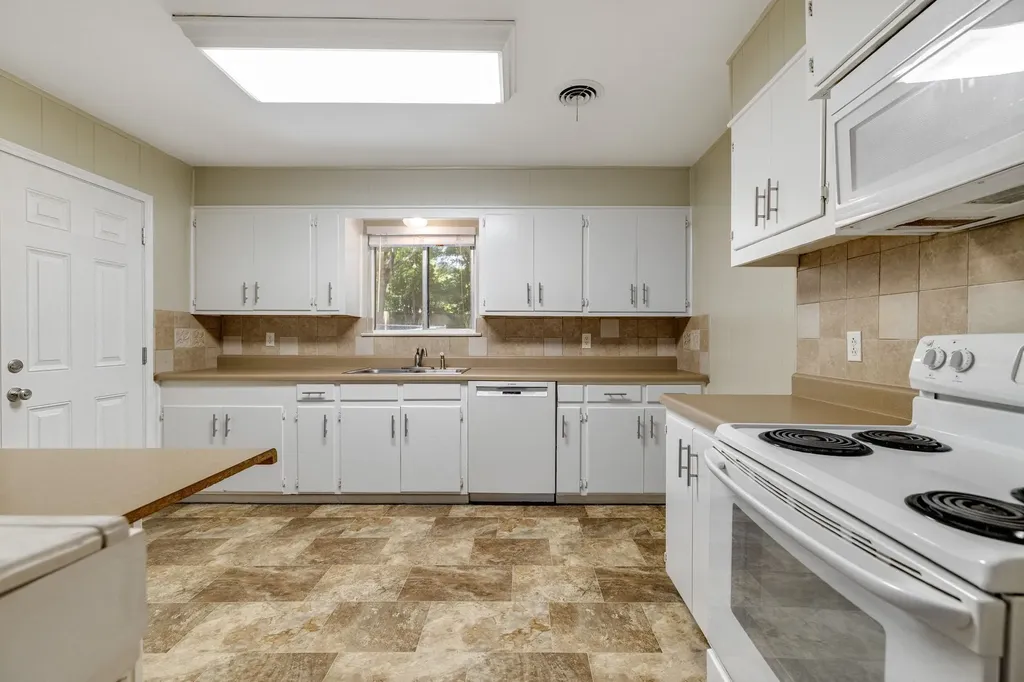 3455 Coronado Court Fort Worth TX 76116