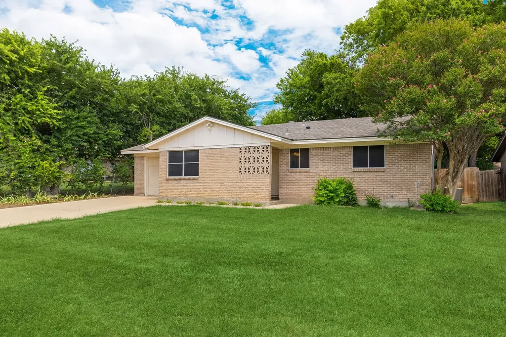 3455 Coronado Court Fort Worth TX 76116