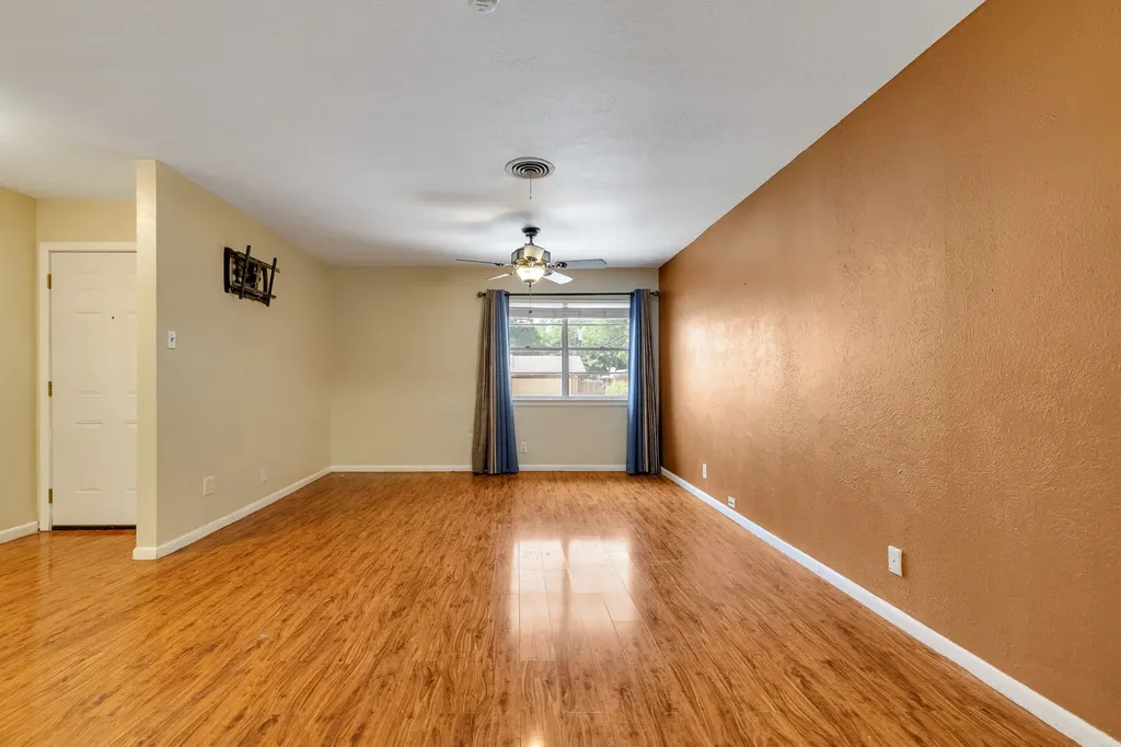 3455 Coronado Court Fort Worth TX 76116