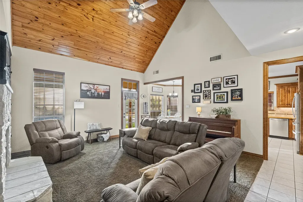340 County Road 3585 Dike TX 75437