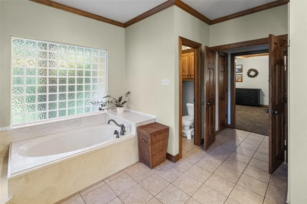 340 County Road 3585 Dike TX 75437